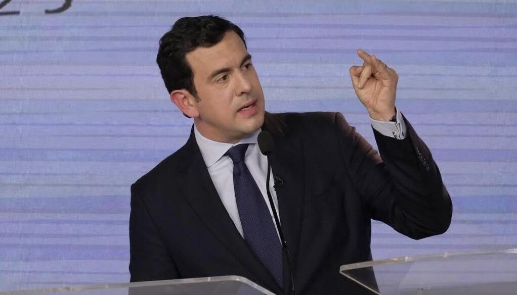 Ministro del Interior, Rodrigo Lara.