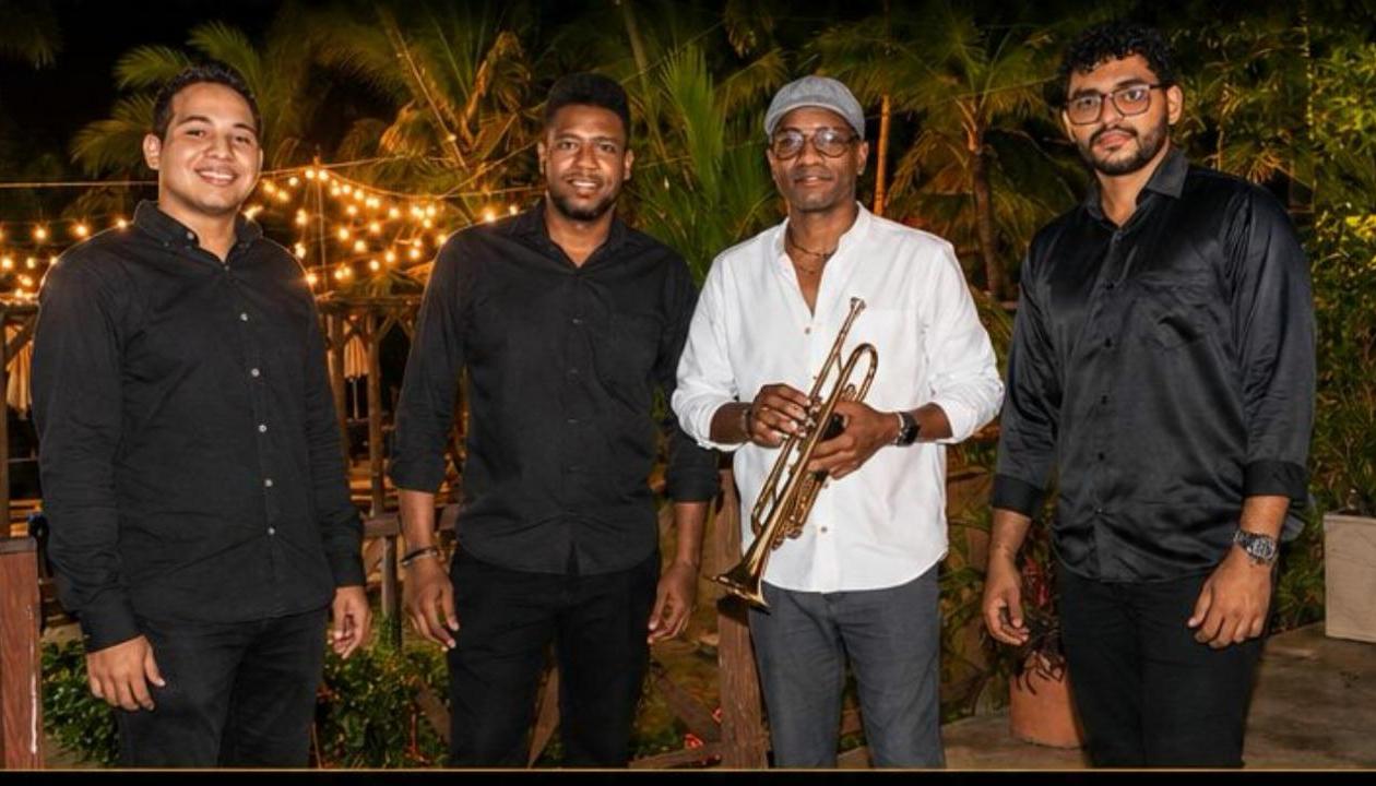 'Los Hermanos Márquez y su son de Cuba'.