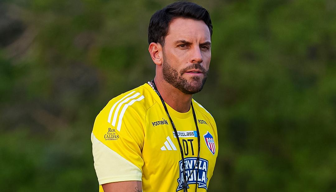 Sebastián Viera logró ante Fortaleza su primera victoria como técnico del Junior.