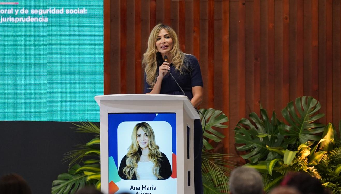 Ana María Aljure.