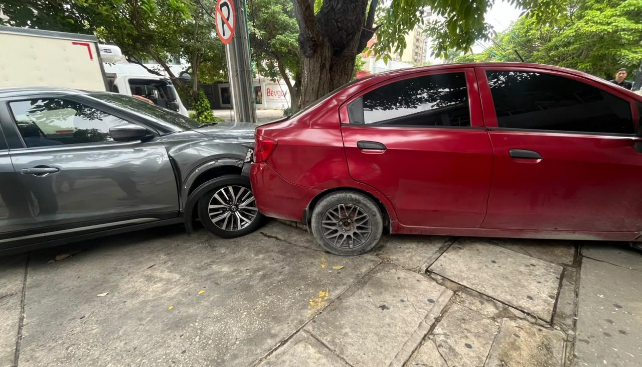 Los dos vehículos accidentados. 