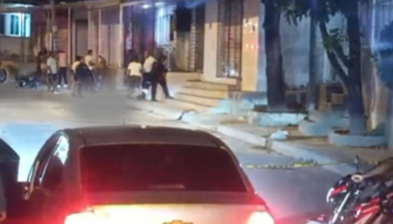 El motociclista murió en el lugar de los hechos. 