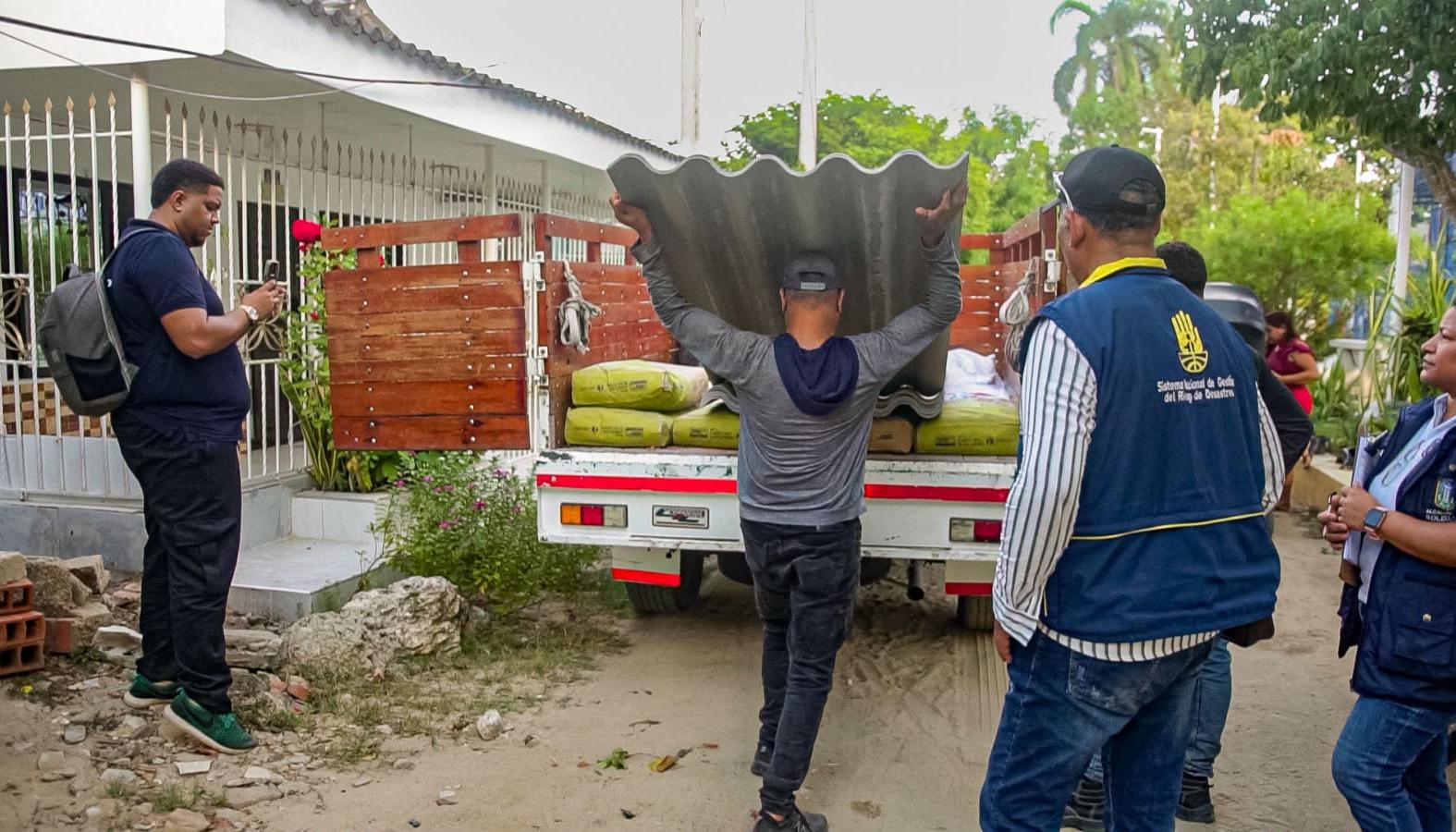 Los materiales entregados por la Alcaldía a la familia afectada. 