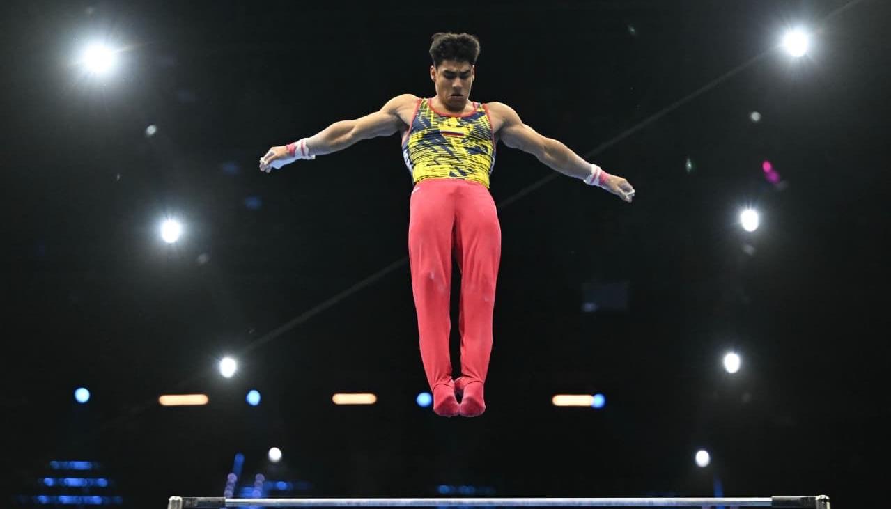 El gimnasta colombiano Ángel Barajas.
