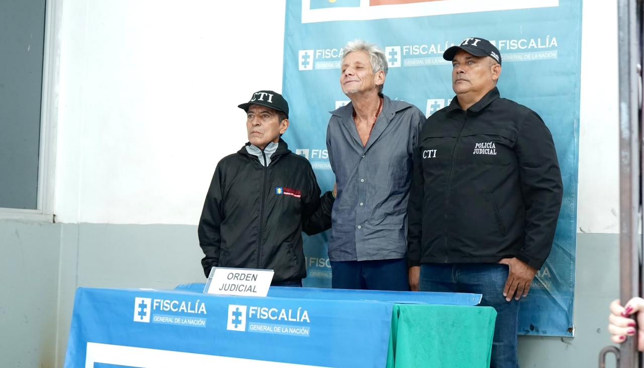 El empresario Juan Álvarez Torres fue conducido este martes a la URI de la Fiscalía. 