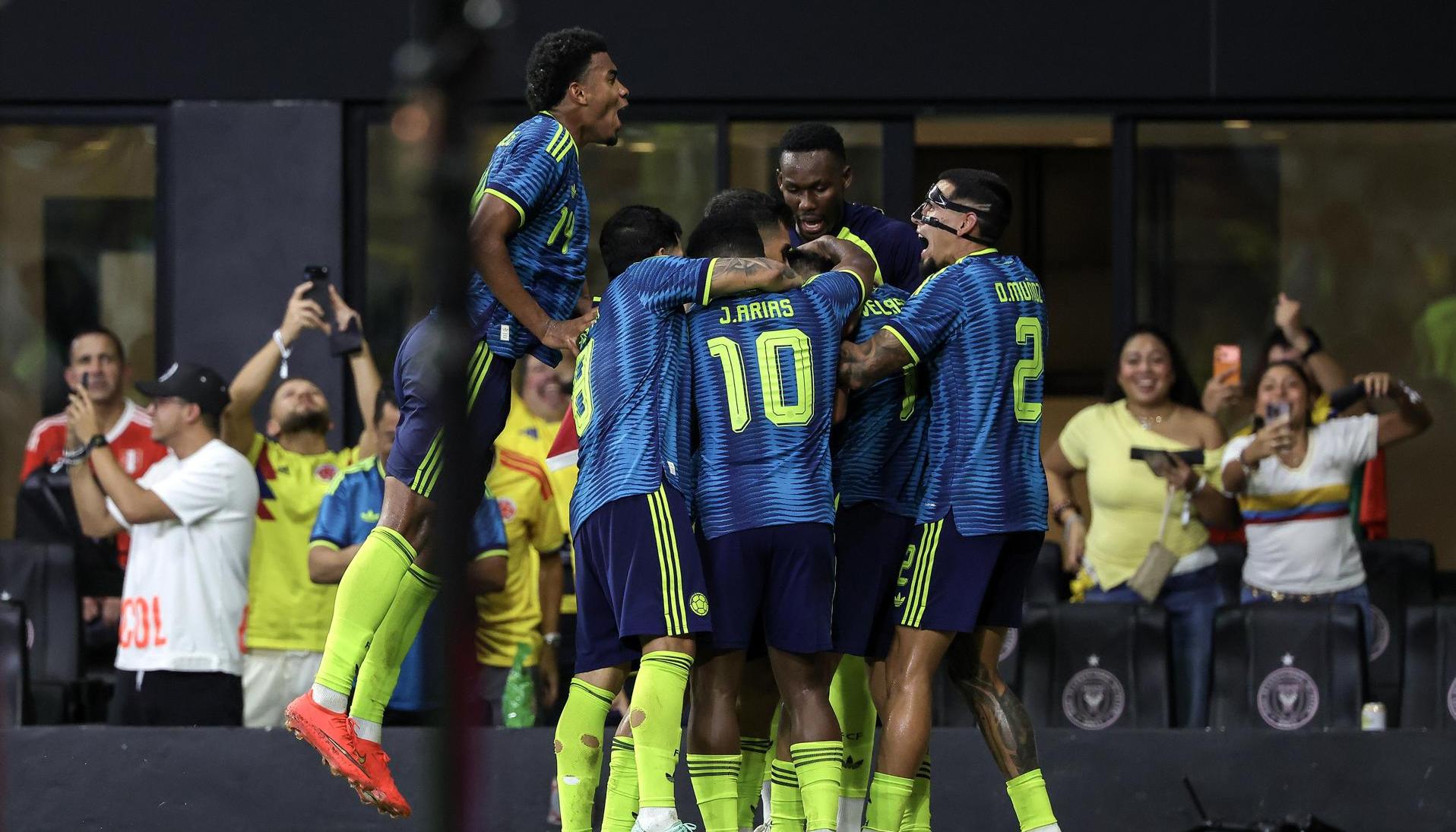 Colombia celebra un gol este martes en el partido amistoso ante Perú 