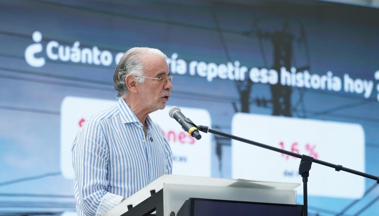Eduardo Verano, Gobernador del Atlántico. 