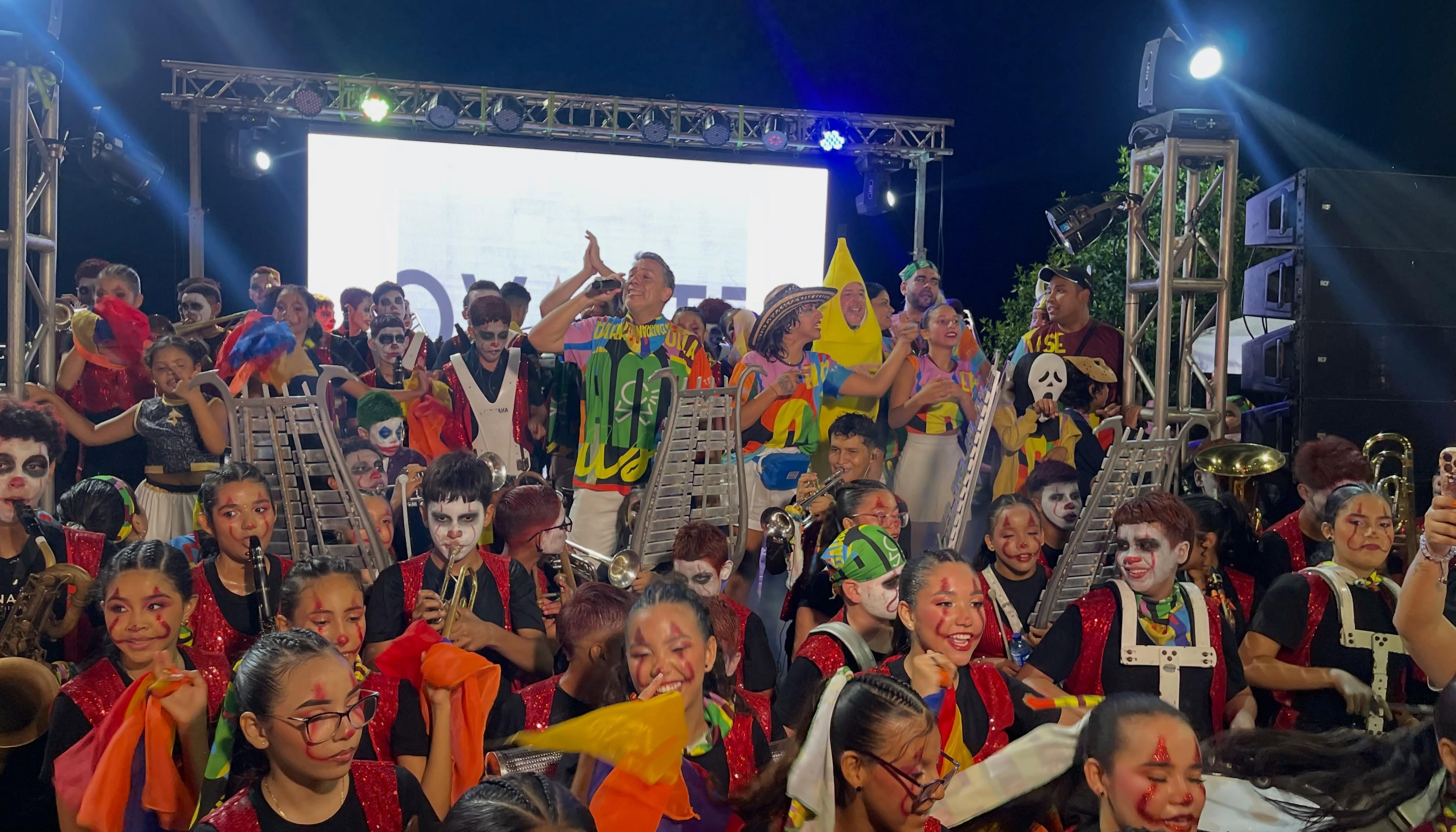 El desfile contará con propuestas musicales y dancísticas.