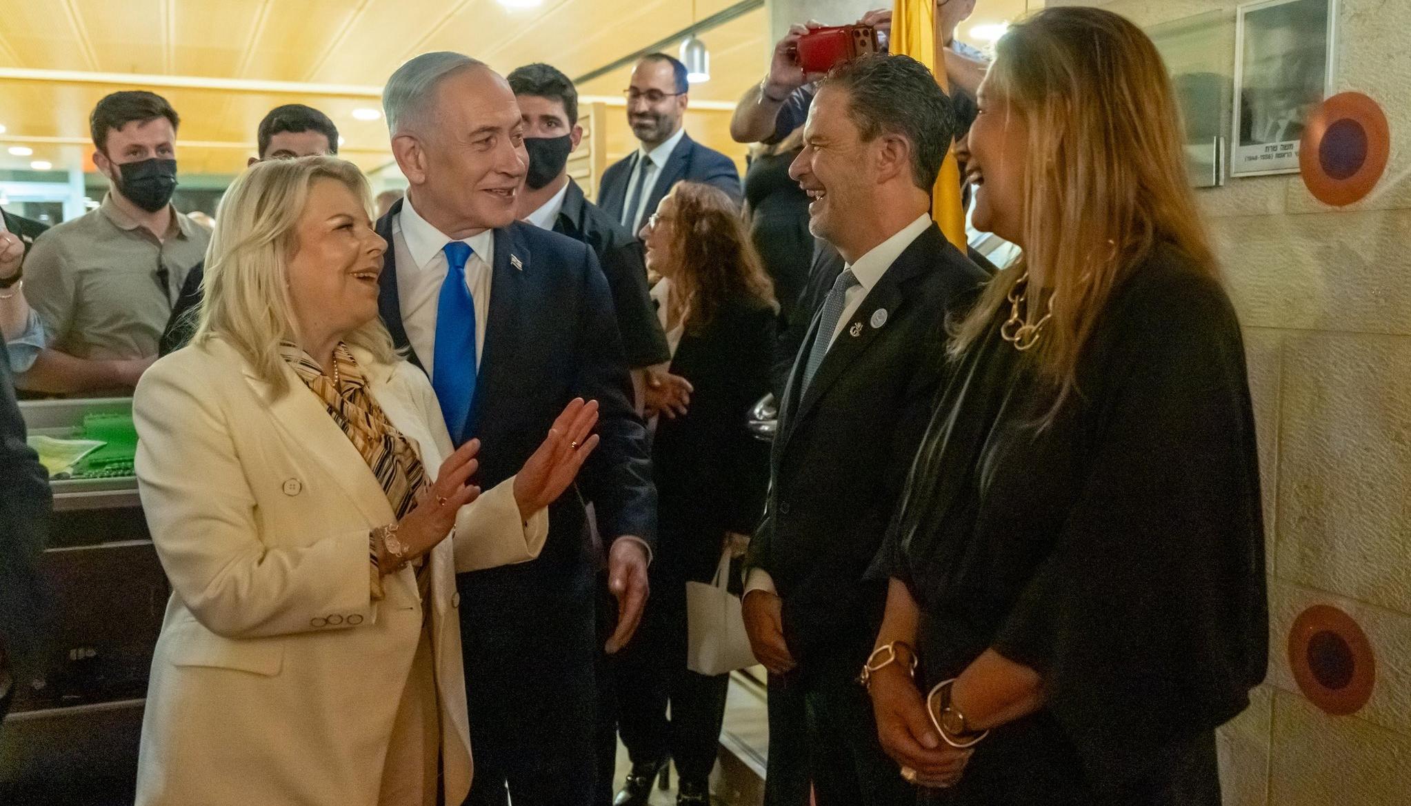 El primer ministro de Israel, Benjamín Netanyahu, y el Canciller de Colombia, Omar Bula.