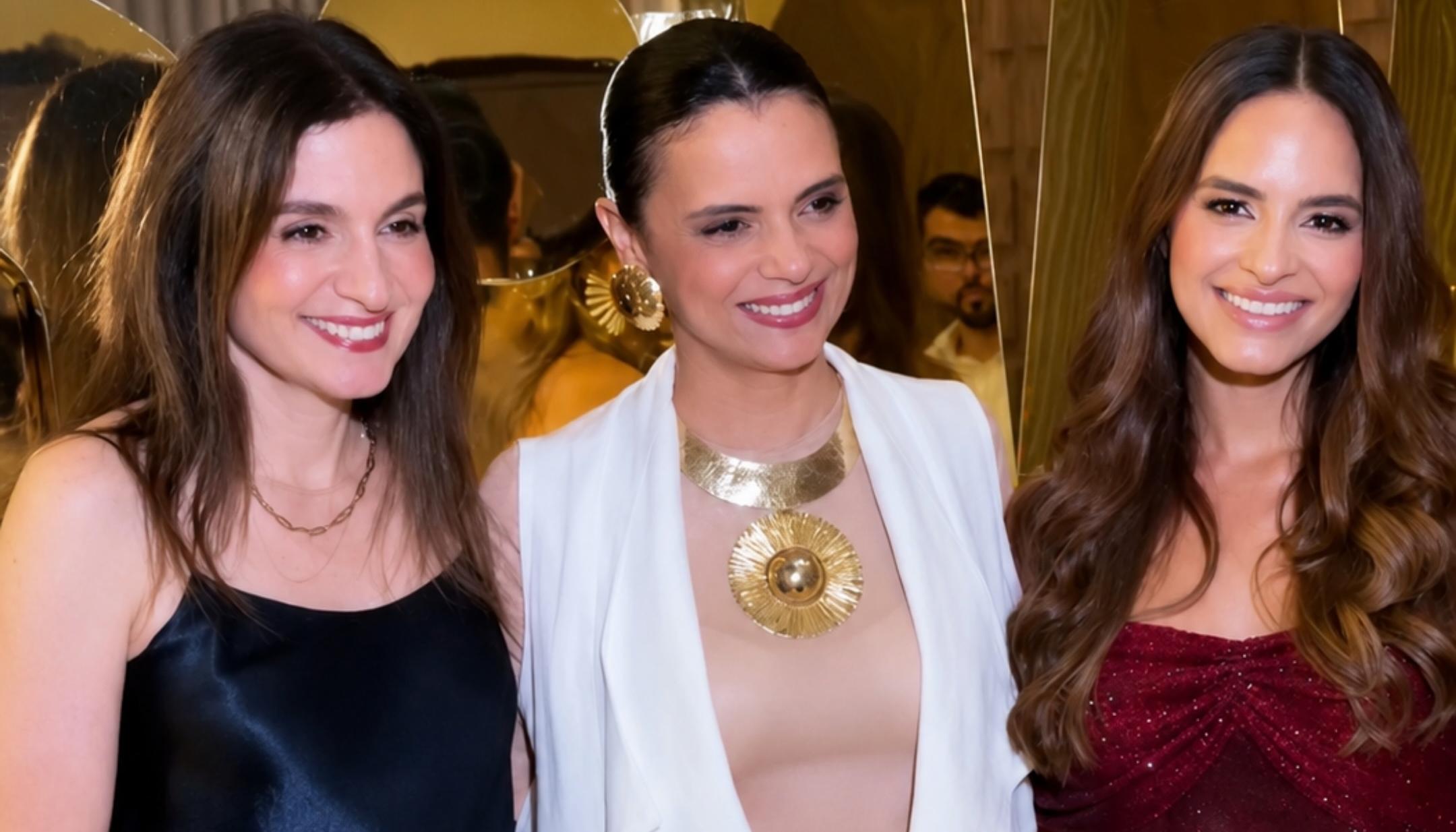 Erika Rohenes, presidenta ejecutiva de Ixel Moda junto a Katia Nule, primera dama del Distrito y Salwa Maloof, reina del Carnaval 2027.