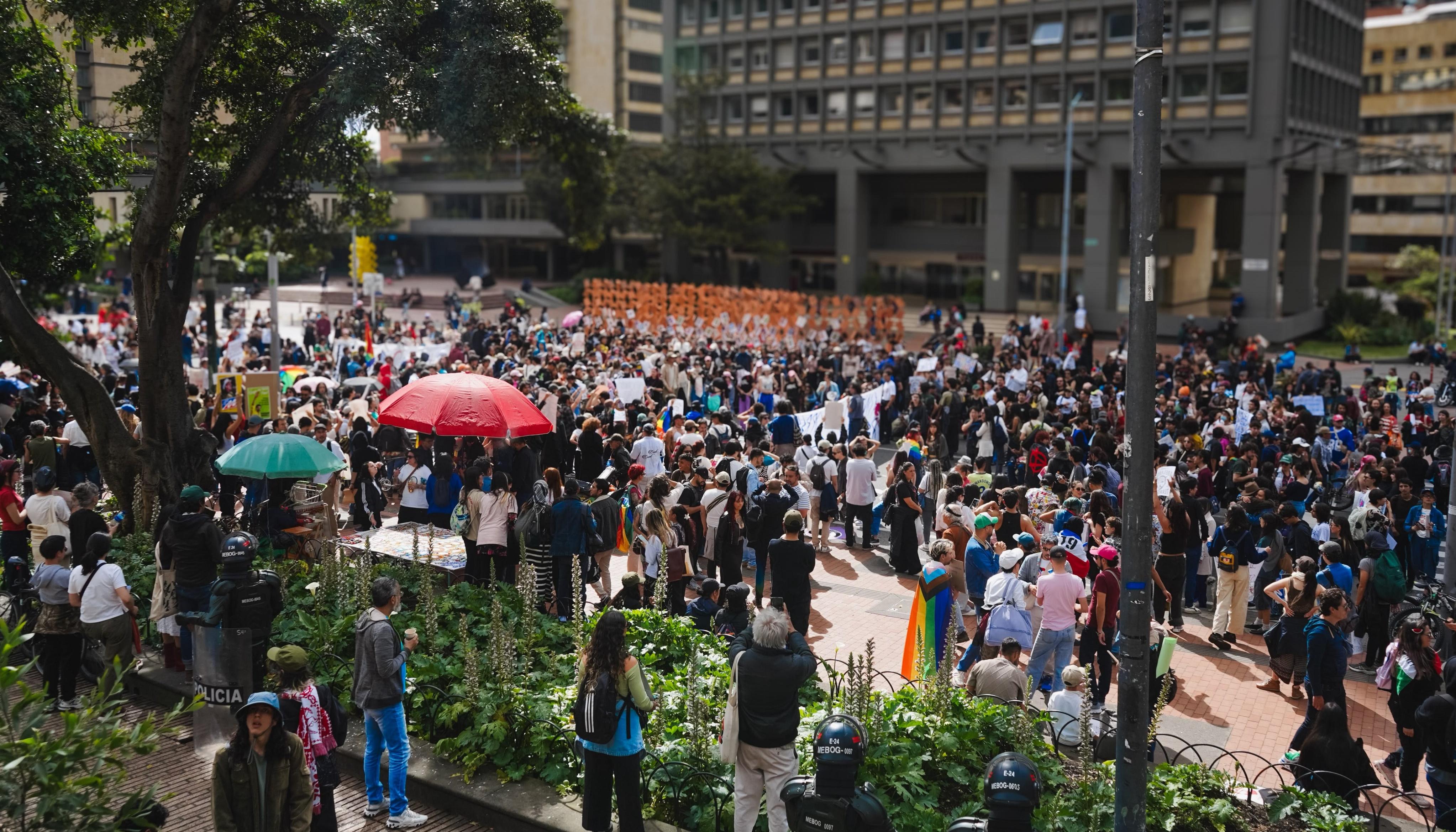 Manifestación frente al Museo Nacional