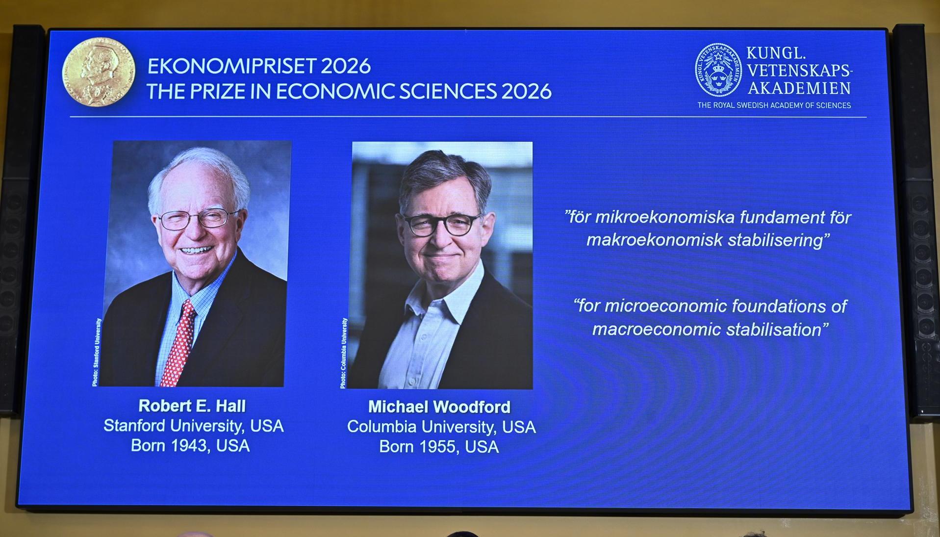 Robert E. Hall y Michael Woodford, Premio Nobel de Economía.
