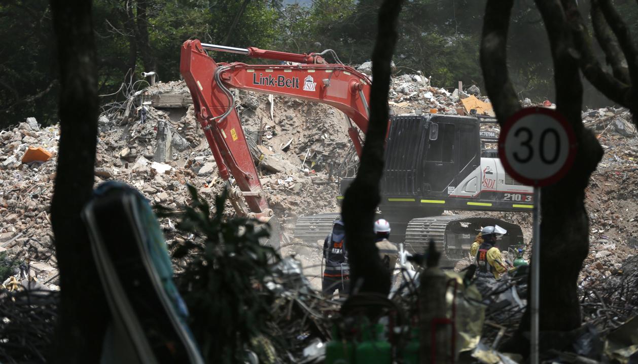 Proceso de demolición de 36 de los 60 edificios afectados en Cali.
