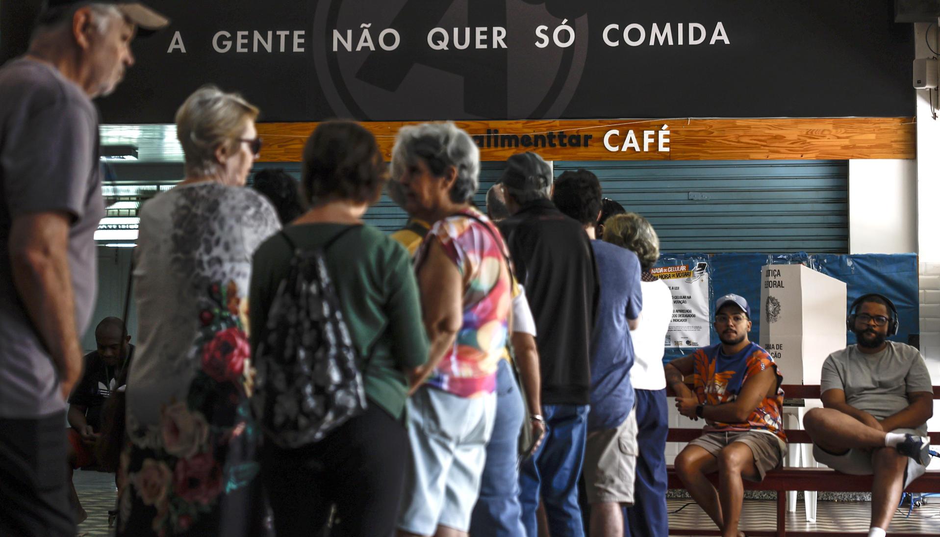 Un puesto de votación en Rio de Janeiro