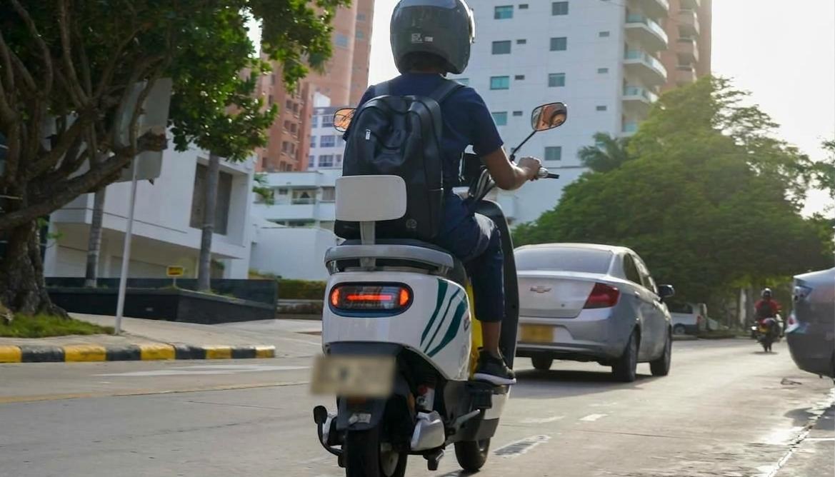 Las bicicletas eléctricas se han convertido en una alternativa de transporte para los ciudadanos. 