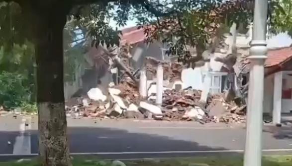 Una casa destruida.