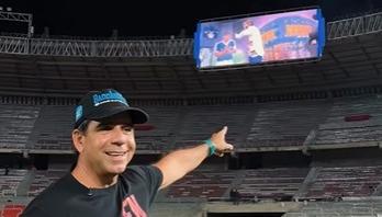 Alejandro Char en el Estadio Metropolitano.