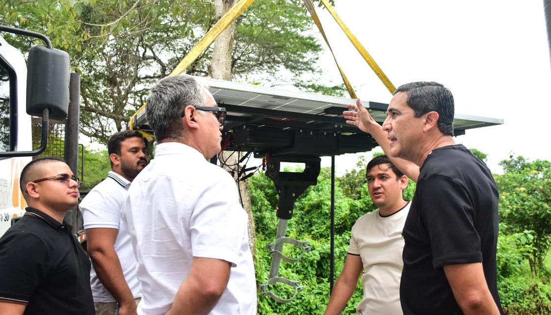 Secretario General del Atlántico, Pedro Lemus, durante la visita a Sabanagrande. 