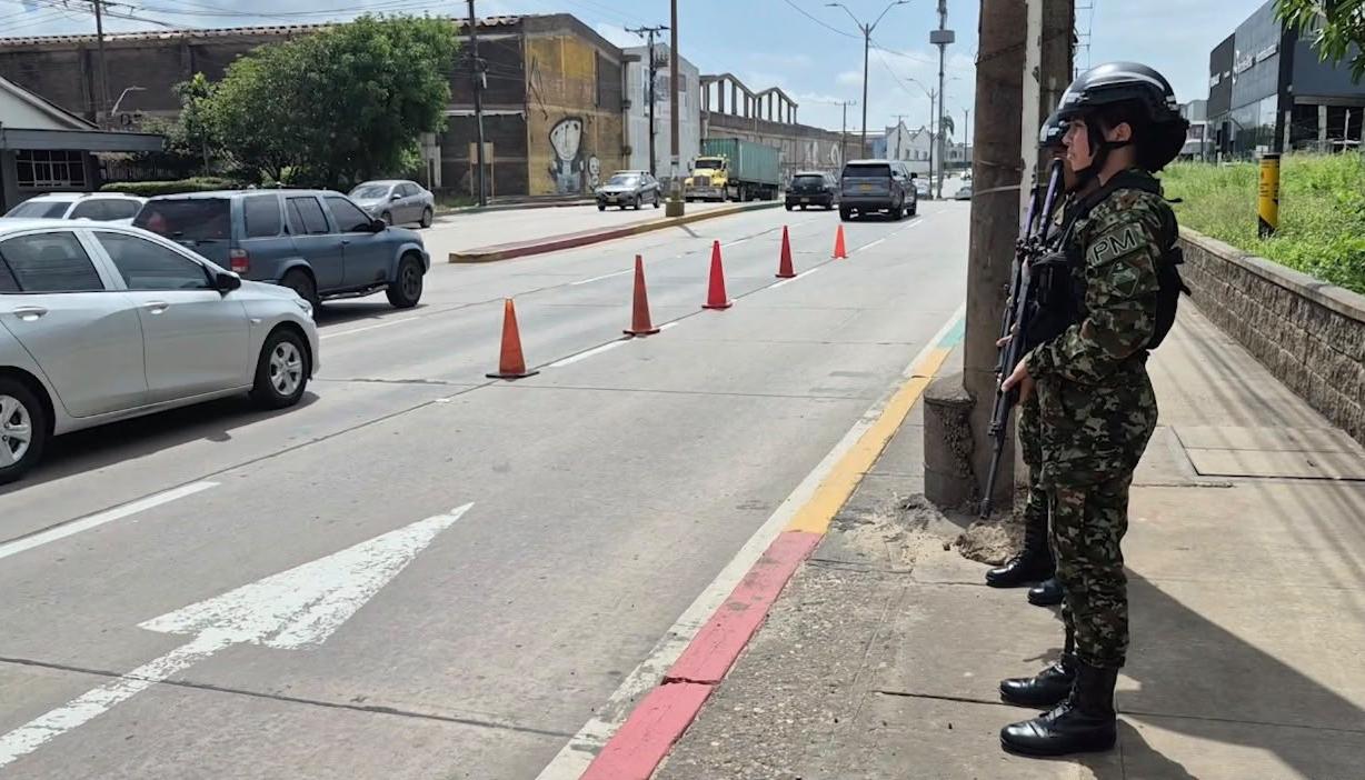 Presencia de policía militar en Atlántico. 