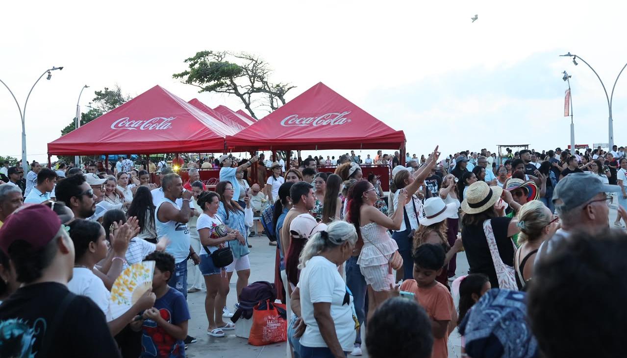 Visitantes de Puerto Colombia durante la semana de receso escolar.