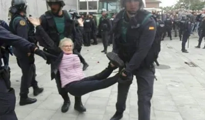 Esta  foto  fueron publicada  por Pablo Iglesias, secretario general de Ahora Podemos.