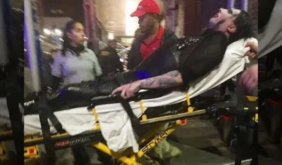 El cantante Marilyn Manson fue atendido por los paramédicos.