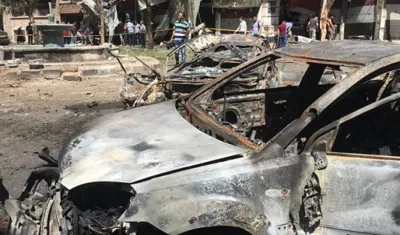 Cuatro terroristas suicidas  emplearon en su ataque cinturones explosivos, granadas y armas.