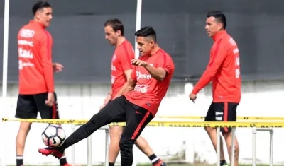 Alexis Sánchez comandará el ataque de Chile.