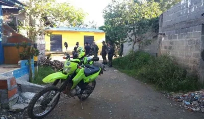 Los conductores de los taxis resultaron ilesos.