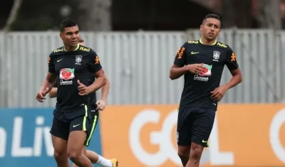 Casemiro y Marquinhos durante un entrenamiento. 
