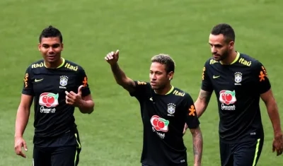 Neymar, jugador de Brasil, durante uno de los entrenamientos previos al partido ante Chile.