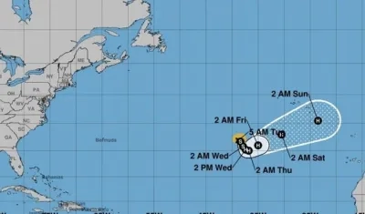 El huracán Ofelia se fortalecerá todavía más en las próximas horas.