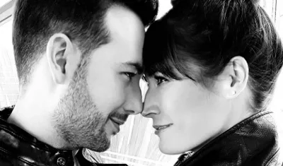 Los actores Sebastián Martínez y Kathy Sáenz.