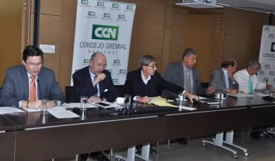 Los gremios demandaron el retorno a la normalidad de este servicio, de manera pronta.