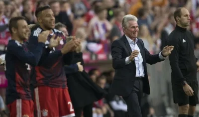 Jupp Heynckes celebra en su regreso al banquillo.