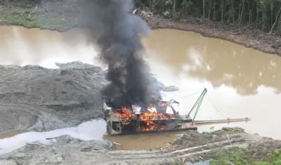 Las autoridades destruyeron la minería ilegal utilizada para la minería ilegal en Chocó.