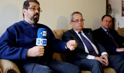 Tres de los magistrados que pidieron asilo en Chile.