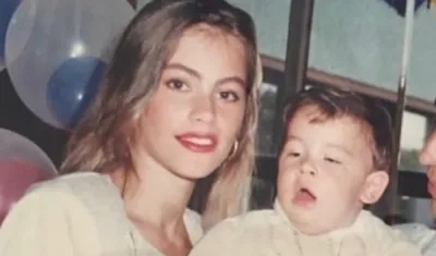 Sofía Vergara y su hijo Manolo.