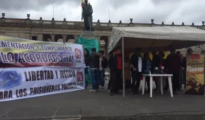 Las FARC solicitaron al mandatario convocar los mecanismos previstos en el acuerdo que firmaron para analizar las dificultades.