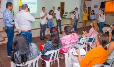 La comunidad educativa soledeña participa en la construcción del plan decenal de educación.