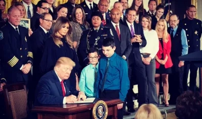 El presidente Donald J. Trump está tomando medidas contra la drogadicción y la crisis de los opiáceos.