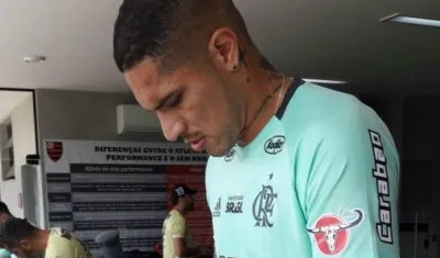 Paolo Guerrero, delantero del Flamengo. 