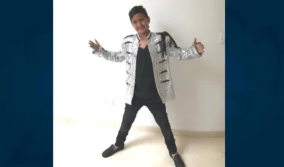 Martín Elías Jr. disfrazado de su padre Martín Elías.