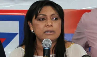 Oneida Pinto seguirá con casa por cárcel.