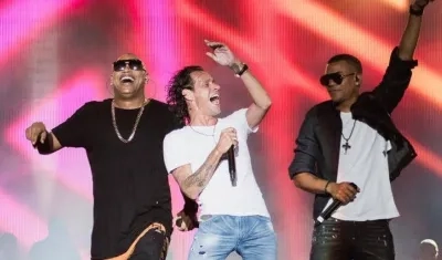 Marc Anthony durante su presentación con Gente de Zona.