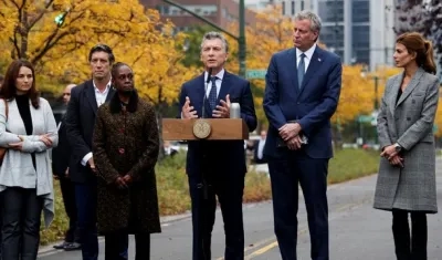 El Presidente argentino Mauricio Macri al lado del Alcalde de Nueva York, Bill de Blasio.