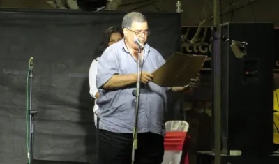 El Alcalde, José Elías Chams, presidiendo el evento ‘Dignidad de la mujer: mujeres líderes y emprendedoras’.