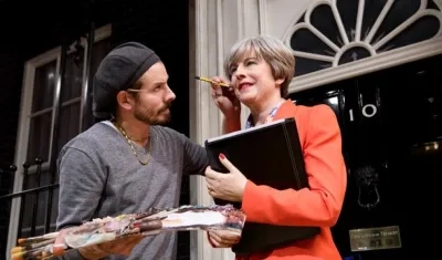 Figura de cera de la primera ministra británica Theresa May.