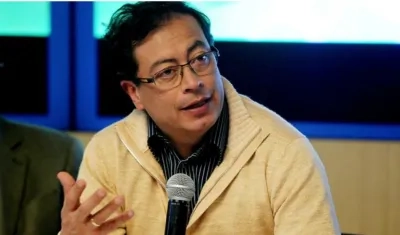 La Comisión Interamericana de Derechos Humanos (CIDH) recomendó Colombia suspender decisiones administrativas como las que destituyeron e inhabilitaron a Gustavo Petro.