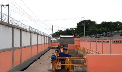 Estado en que quedaron equipos de las compuertas.